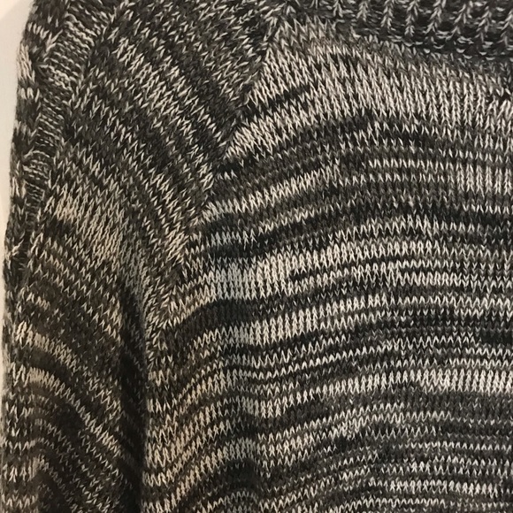 Sweater - Picture 3 of 7